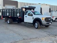 2017 Ford F-450 XL LOW MILES! 16' STAKEBED! 2000LB LIFTGATE! - Image 9
