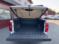 2022 Chevrolet Colorado Crew Cab LT 4x4 Pickup **9K MILES!** donleemotors.com - Image 4