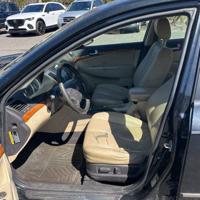 2009 Hyundai Sonata, V6, auto, runs good! Olney, Philly - Image 4