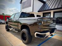 2019 Chevy Silverado 4x4 LT 5.3L Clean Car Fax Soth Houston - Image 4