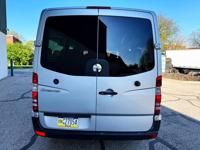 2007 Freightliner 2500 10 passenger high top van ! PHILADELPHIA - Image 5