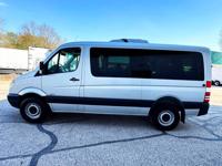 2007 Freightliner 2500 10 passenger high top van ! PHILADELPHIA - Image 7