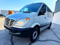 2007 Freightliner 2500 10 passenger high top van ! PHILADELPHIA - Image 8