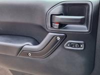 2017 Jeep Wrangler Rubicon Recon 4x4 suv Granite Crystal Metallic CALL 720-307-6446 FOR AVAILABILITY - Image 7