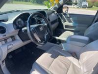 2011 HONDA PILOT Roslyn Heights - Image 9