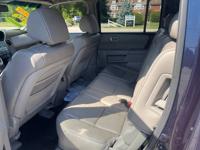 2011 HONDA PILOT Roslyn Heights - Image 10