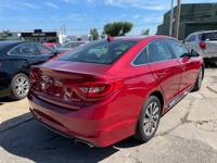 2016 HYUNDAI SONATA - VERY LOW MILES + GREAT CONDITION!!! Nashville - Image 5