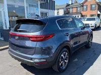 2022 KIA SPORTAGE // AWD // LX TRIM / WE SHIP NATIONWIDE FEASTERVILLE - Image 8