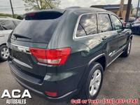 2011 Jeep Grand Cherokee 4WD 4dr Laredo ***Guaranteed Financing!!! + ACA Auto Sales - Image 5