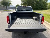 2020 GMC Sierra 2500 HD 4X4 Crew Cab SLE 6.6L E 58th St Ste B Tulsa, OK 74146 - Image 6