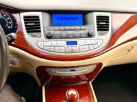 Low miles Hyundai Genesis 3.8 L V6 Leather Heated seats Bluetooth Lawrenceville - Image 5