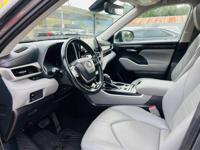 🔥2021 TOYOTA HIGHLANDER XLE 🔥1 OWNER🔥CLEAN TITLE🔥 Houston - Image 8