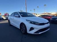 2023 Kia Forte LXS Sedan Mesa - Image 2