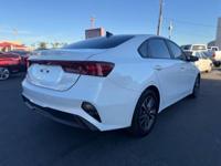 2023 Kia Forte LXS Sedan Mesa - Image 4