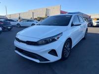 2023 Kia Forte LXS Sedan Mesa - Image 8