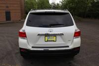 2012 Toyota Highlander Limited Lancaster Dr Se Salem OR 97317 - Image 9