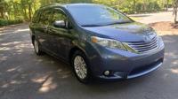 2015 Toyota Sienna XLE w / NAV Sunroof 1 Owner Clean Title great price I can find any vehicle and stay within your budget - Image 6