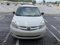 2008 Toyota Sienna! Runs Smooth! otp north - Image 5