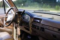 1996 Ford Bronco Autotrader Private Seller - Image 4