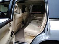 2014 Lexus LX 570 Luxury w/ Navigation Rear Entertainment Atlanta - Image 10