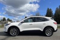 2022 FORD ESCAPE TITANIUM TURBOCHARGER ONLY 5400 MILES MARYSVILLE - Image 3