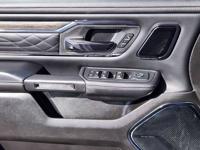 2025 RAM 1500 Limited Crew Cab 4x4 57 Box pickup Ivory CALL 720-307-6446 FOR AVAILABILITY - Image 7