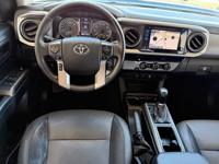 2017 Toyota Tacoma crew SR5 V6 - 148K - accident-free & smoke-free!!! Norman - Image 10