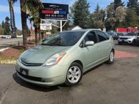 ♻️ 2007 Toyota Prius – Reliable Hybrid, Great MPG! ♻️ GREAT CONDITION // Vancouver Auto Center - Image 2