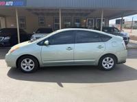 ♻️ 2007 Toyota Prius – Reliable Hybrid, Great MPG! ♻️ GREAT CONDITION // Vancouver Auto Center - Image 3