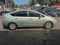 ♻️ 2007 Toyota Prius – Reliable Hybrid, Great MPG! ♻️ GREAT CONDITION // Vancouver Auto Center - Image 7