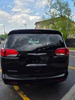 2017 Chrysler Pacifica LX Downers Grove - Image 7