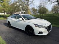 2022 Nissan Altima Platinum Sedan AWD Island lake, ill