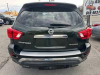 2018 Nissan Pathfinder platinum 29,000 MILES smyrna - Image 5