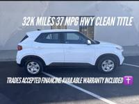 2020 Hyundai Venue SE 37 MPG HWY 32k Actual Miles Clean Title Star Yelp Rating - Financing Available