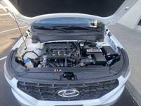 2020 Hyundai Venue SE 37 MPG HWY 32k Actual Miles Clean Title Star Yelp Rating - Financing Available - Image 6