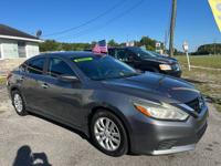 2018 Nissan Altima Jacksonville - Image 2