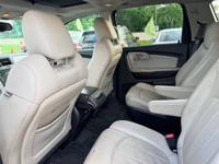 2010 Chevrolet Traverse LT " ONE OWNER " West Mount Houston - Image 7