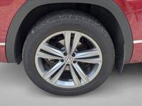 2019 Volkswagen Atlas 3.6L V6 SE w/Technology R-Line VW SUV AUTONATION Call (386) 603-6783 to confirm availability - May 5th - Image 8