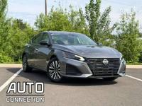 2024 Nissan Altima SV - Clean Title - Excellent Commuter - Great MPG! (827 NE Lombard St, Portland, OR - Image 2