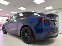 2022 Tesla Model Y Performance AWD Streamwood, IL - Image 6