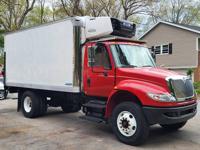 2019 INTERNATIONAL REEFER TRUCK w/ LIFT GATE - CUMMINS / 25K MILES!!! Mechanicville, NY
