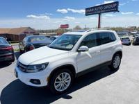 2012 VOLKSWAGEN TIGUAN // SUNROOF // LOW MILES // WE SHIP **4 MOTION * FEASTERVILLE - Image 4