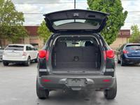 2010 CHEVROLET TRAVERSE/LT AWD STUNNING// BLACK ON BLACK - Image 9