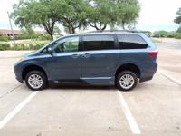 17 TOYOTA SIENNA EXL-NAV MOBILITY WHEELCHAIR HANDICAP POWER RAMP VAN Irving, TX - Image 6