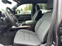 2022 Ram 1500 4x4 4WD Truck Dodge Big Horn Crew Cab Dinsmore Auto Group Used Cars - Image 10
