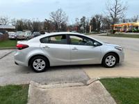 2018 Kia Forte LIKE NEW!!!! Park Forest - Image 4