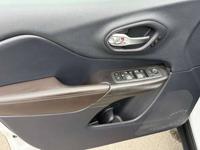 2016 Jeep Renegade LIMITED Bensalem - Image 8