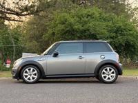 2010 Mini Cooper S 2dr Hatchback East Brunswick, NJ - Image 3
