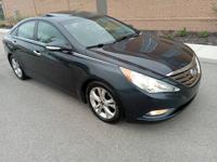 2011 Hyundai sonata Limited Edition Aurora