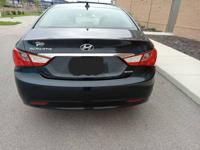 2011 Hyundai sonata Limited Edition Aurora - Image 6